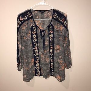Blue Lucky Brand 3/4sleeve shirt flower embroidery